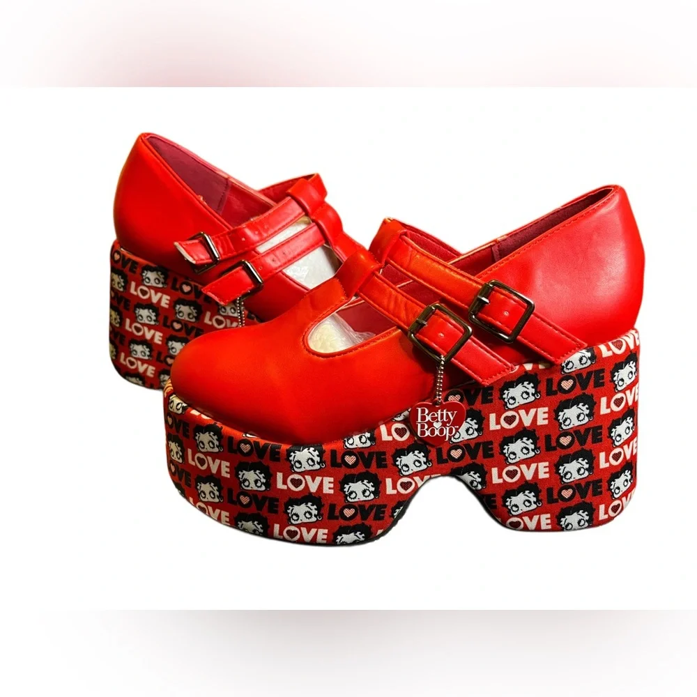Betty Boop Women’s Red Platform Shoes size 6 NIB - Picture 2 of 7